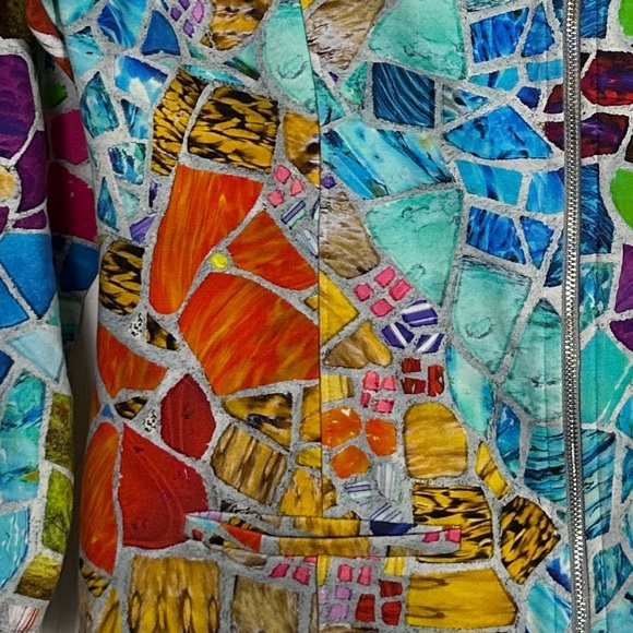 Simply Art by Dolcezza round neck zip front jacket, bold, vibrant, no size tag - Picture 4 of 7